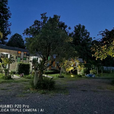Br2 House Resort Phayao Exterior photo